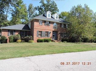 7 Woodberry Way, Winfield, WV 25213