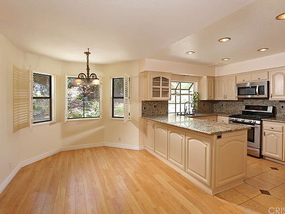 5th image of 4001 Santa Tomas Pl