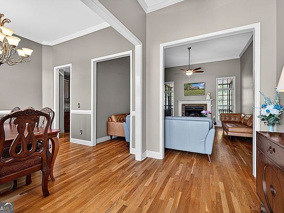 5th image of 360 Happy Hill Rd