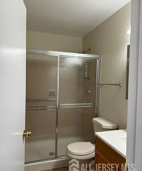 525 Belford Rd — Photo 8