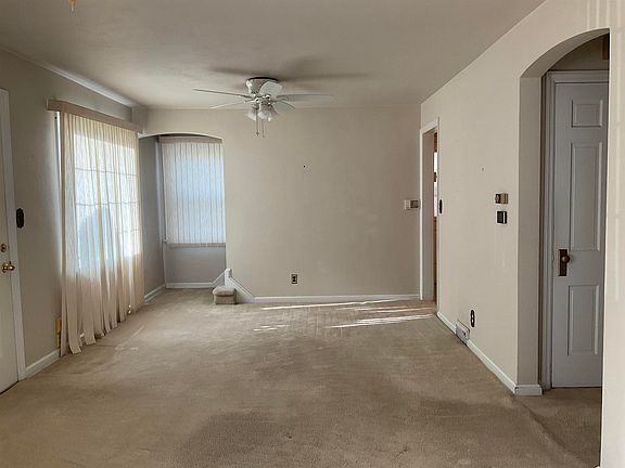 3rd image of 2407 School St