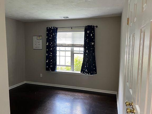3rd image of 1103 McSherry Ct