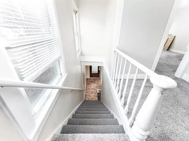 407 Washtenaw Ave — Photo 3
