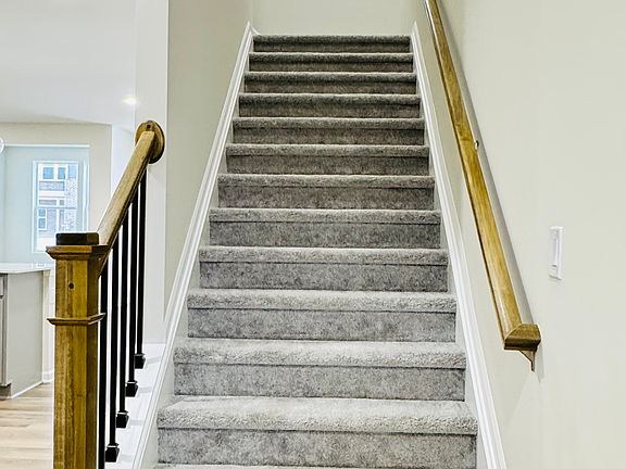 5th image of 1445 Superior Dr #34