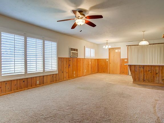 4th image of 3508 N Elm Ave
