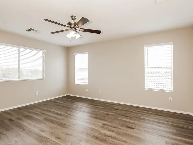 1626 E Aspen Ave — Photo 9