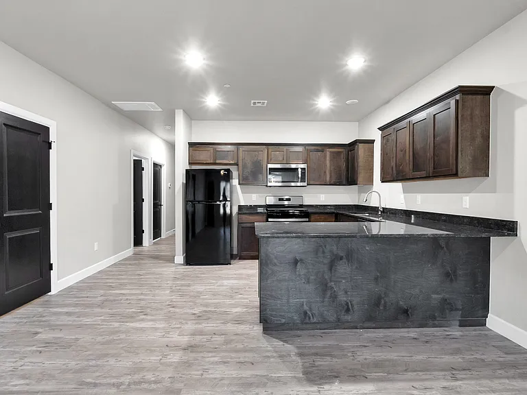 605 E Pams Dr #A — Photo 6