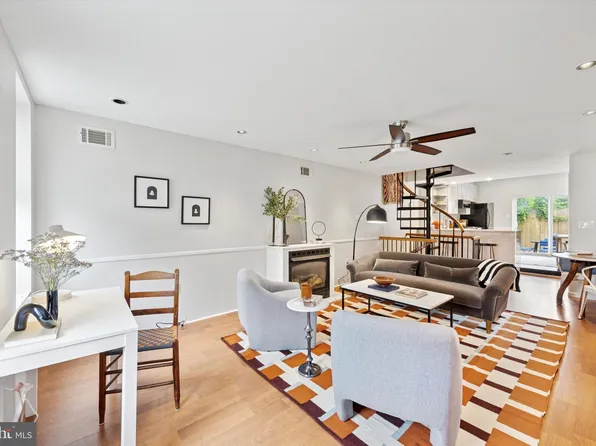 2569 Trenton Ave, Philadelphia, PA 19125