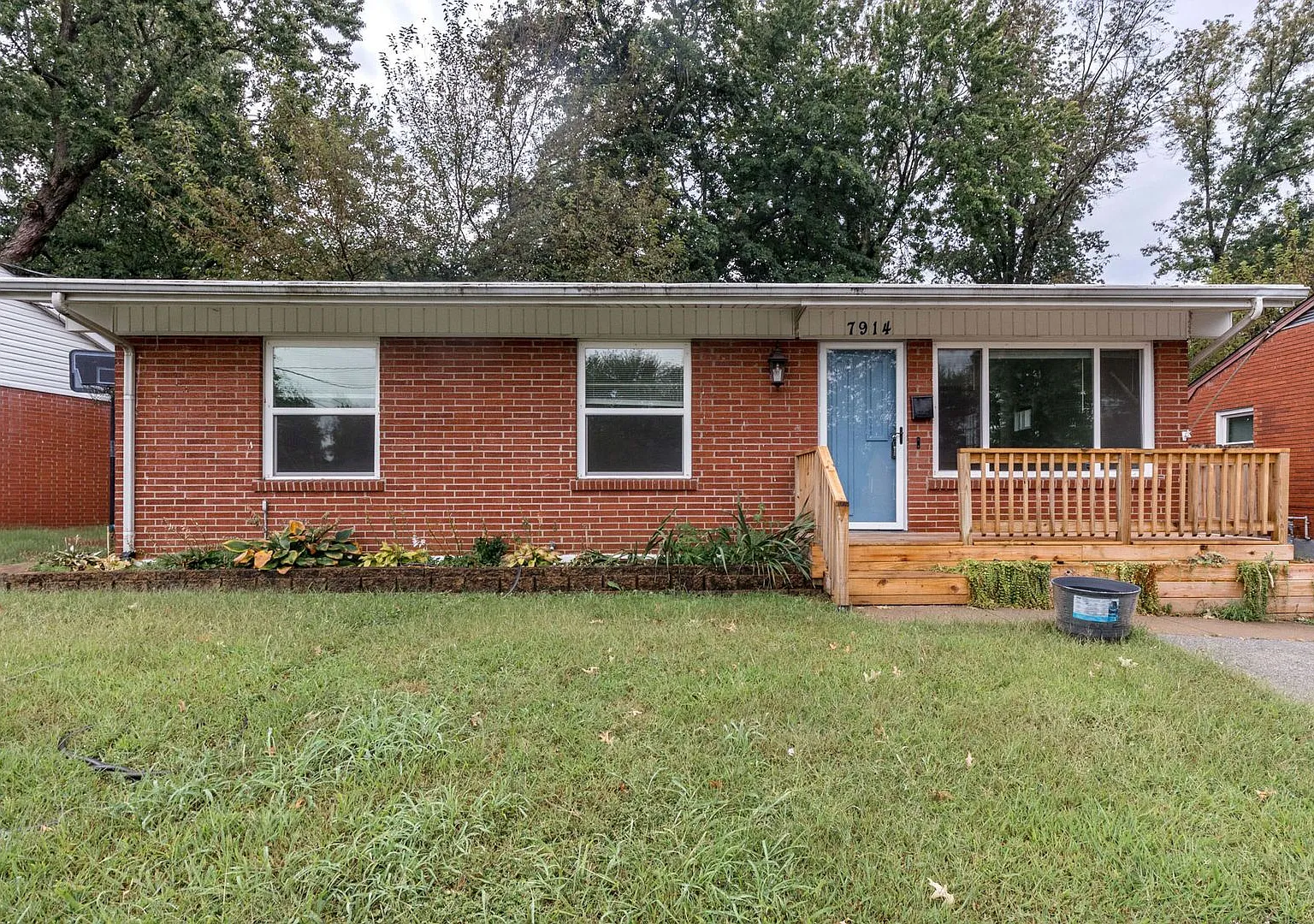 7914 Edsel Lane (Fern Creek) — Photo 1
