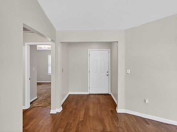 4th image of 1833 Tamara Way