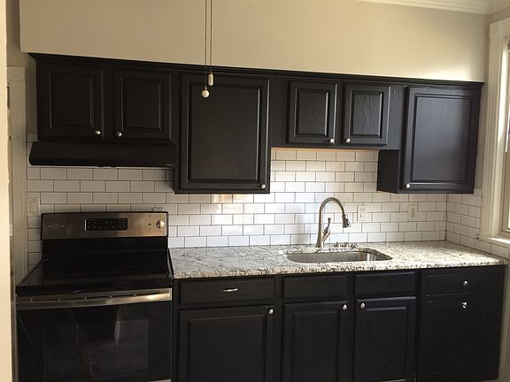 2nd image of 1307 Bellevue Ave