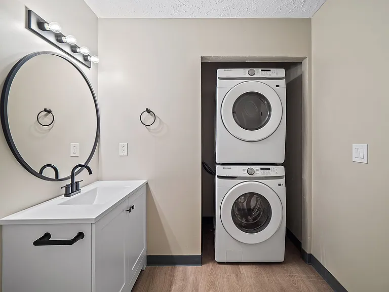 Cherry Tree Village Apartments — Photo 184