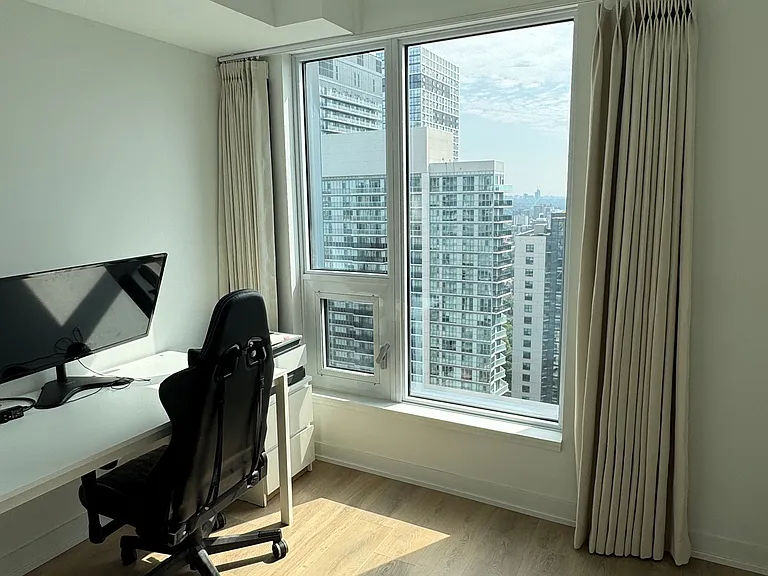 82 Dalhousie St #3903 — Photo 6