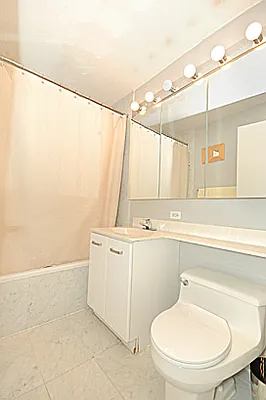 Rented by CCG Real Estate Brokerage | media 8