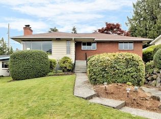7051 S Lakeridge Dr, Seattle, WA 98178