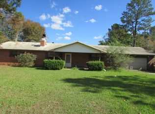 610 Saint Rose Rd, Grand Ridge, FL 32442