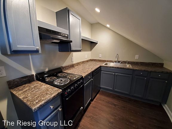 2nd image of 109 Withers Ave #4
