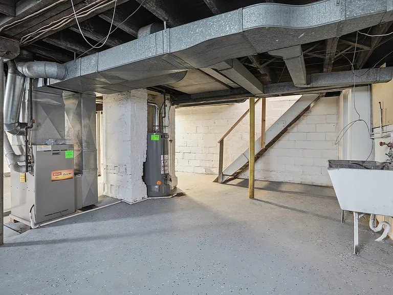 346 E 12th Ave #1 — Photo 37