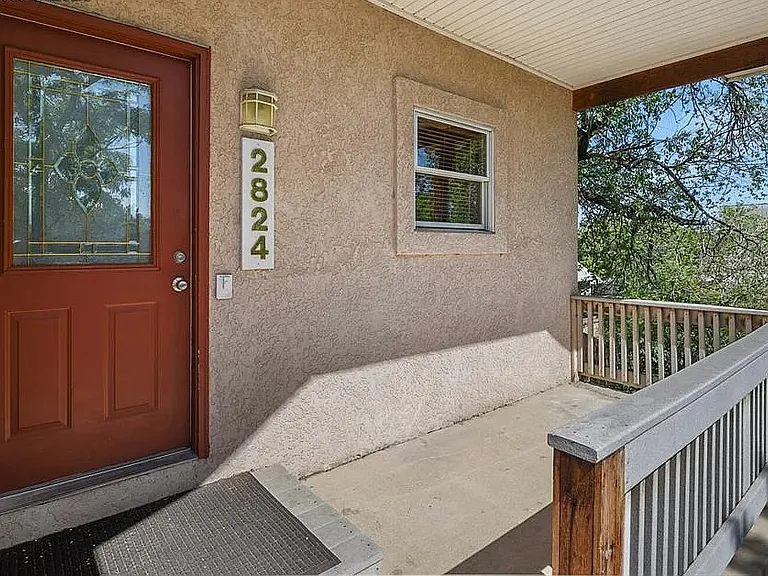 2824 N Cascade Ave — Photo 3