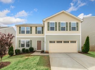 262 Fieldspar Ln, Clayton, NC 27520
