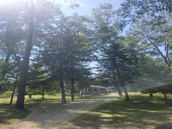 2615 Shaffer Rd, Turner, MI 48765