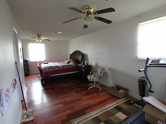 5th image of 5011 Savoie Ct