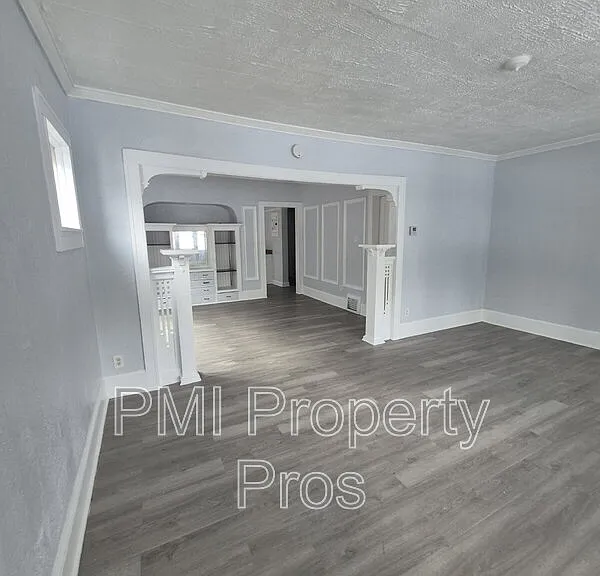 2517 W Hadley St — Photo 19