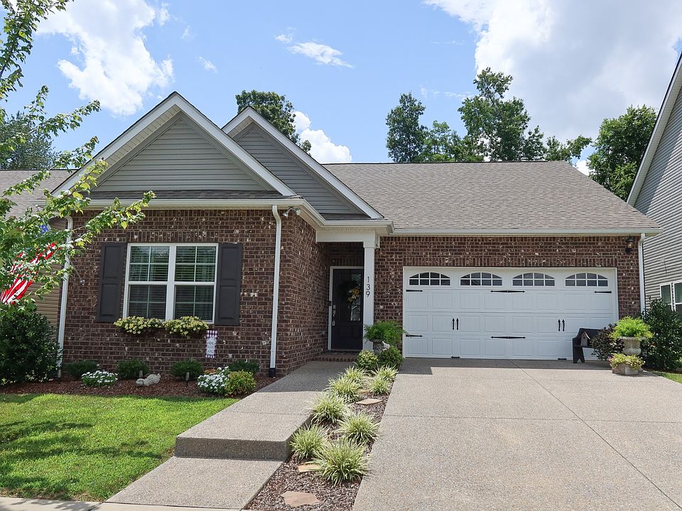 1st image of 139 Hampshire Way
