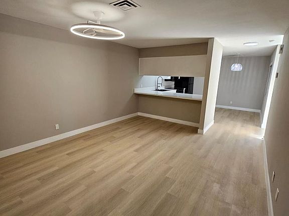 3rd image of 5205 Golden Ln APT B
