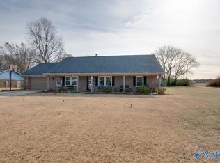 100 Lineberry Cir, Meridianville, AL 35759