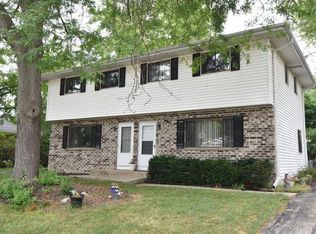 3547 Oakwood Dr #3549, Racine, WI 53406
