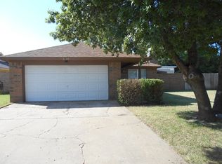 5609 Dartmouth St, Lubbock, TX 79416
