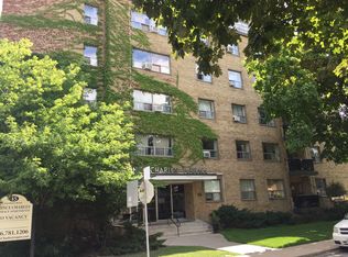 45 Gardiner Rd #536, Toronto, ON M5P 3B6