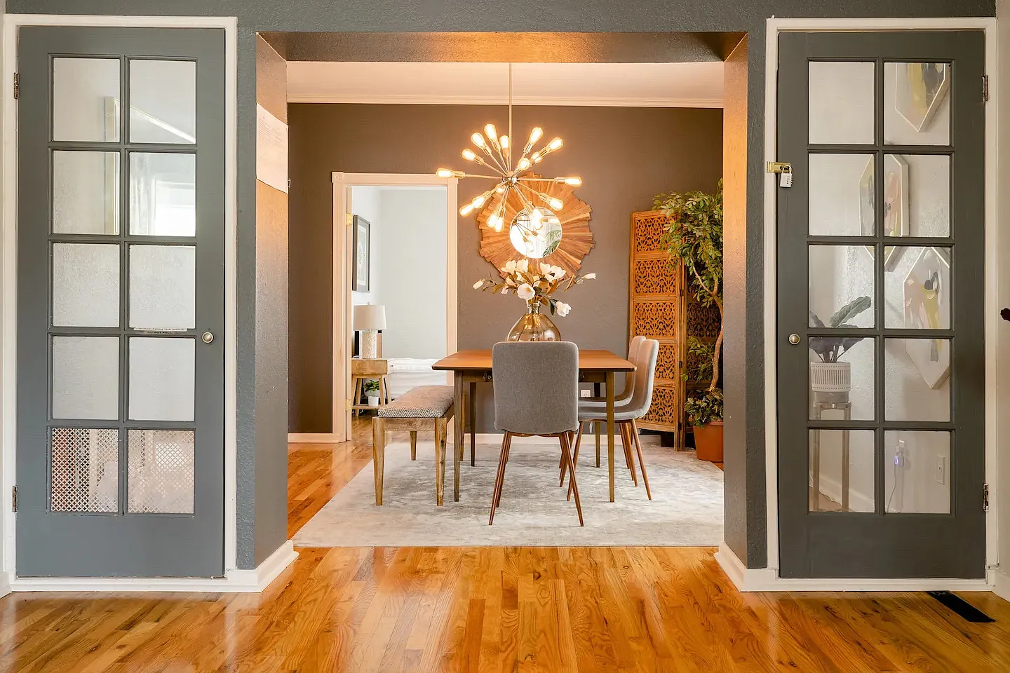 2 bed, 1100 sqft, $1,450 — Photo 1