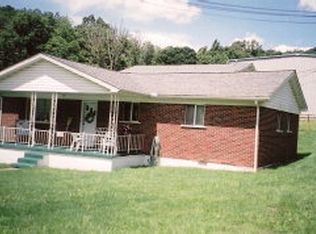 127 Grear Ln, Beckley, WV 25801