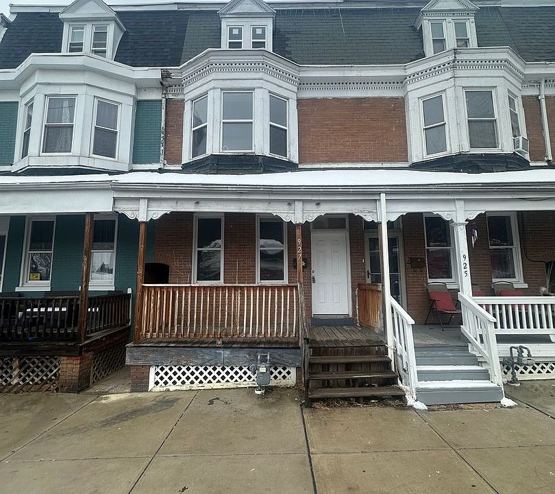 1st image of 927 W Poplar St