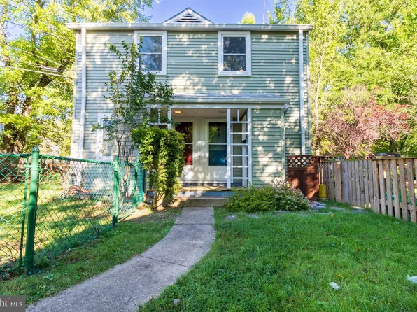 4 Laurel Hill Rd, Greenbelt, MD 20770