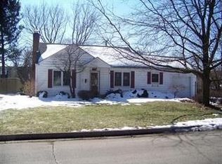 112 Oakview Dr, Dayton, OH 45429