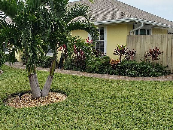 2nd image of 8590 Canaveral Blvd
