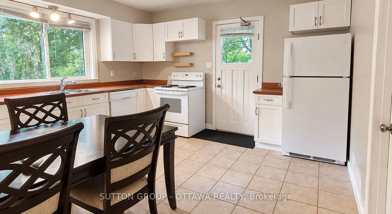 3 bed, $2,350 — Photo 2