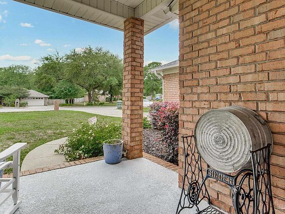 5th image of 5459 Oak Meadow Dr