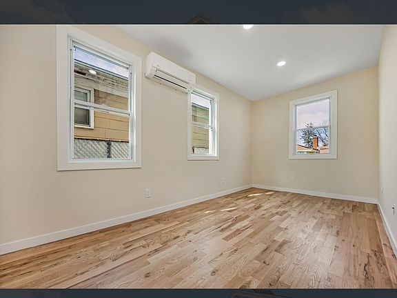 5th image of 220-11 139th Ave #2