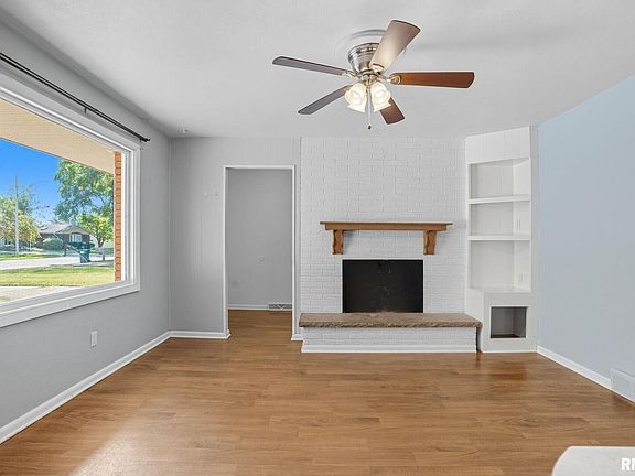 4th image of 109 N 3rd St