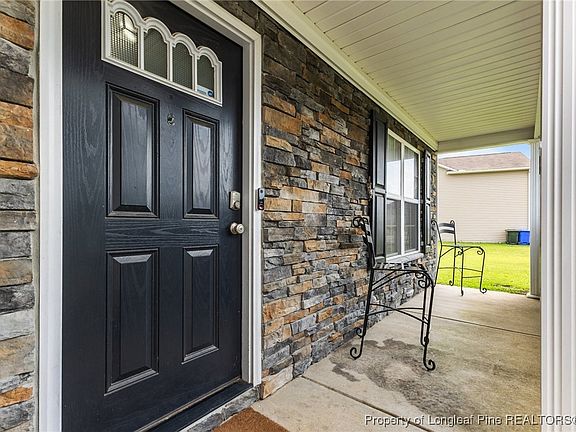 4th image of 5029 Windflower Dr