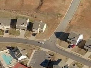 5613 Hidden Lake Dr, Browns Summit, NC 27214