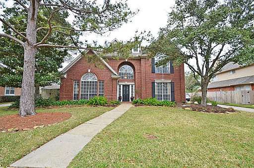 2nd image of 3306 S Lake Village Dr