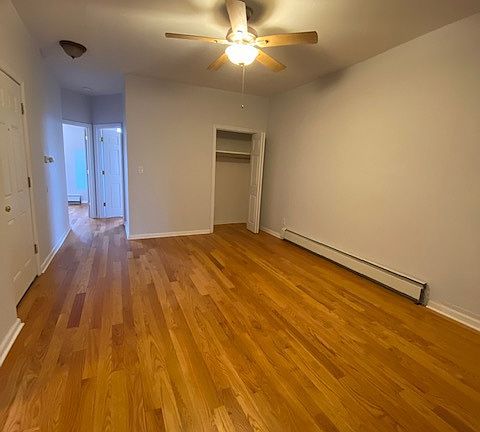 2nd image of 1049 Jefferson Ave #3