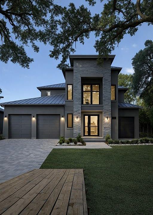 1st image of 525 LAKEVIEW AVENUE