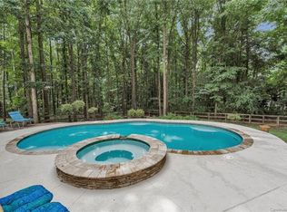 151 Creek Side Dr, Fort Mill, SC 29715
