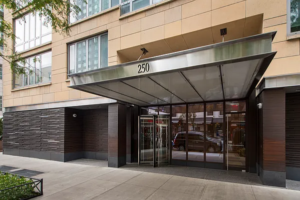 Rented by Keller Williams NYC | media 20